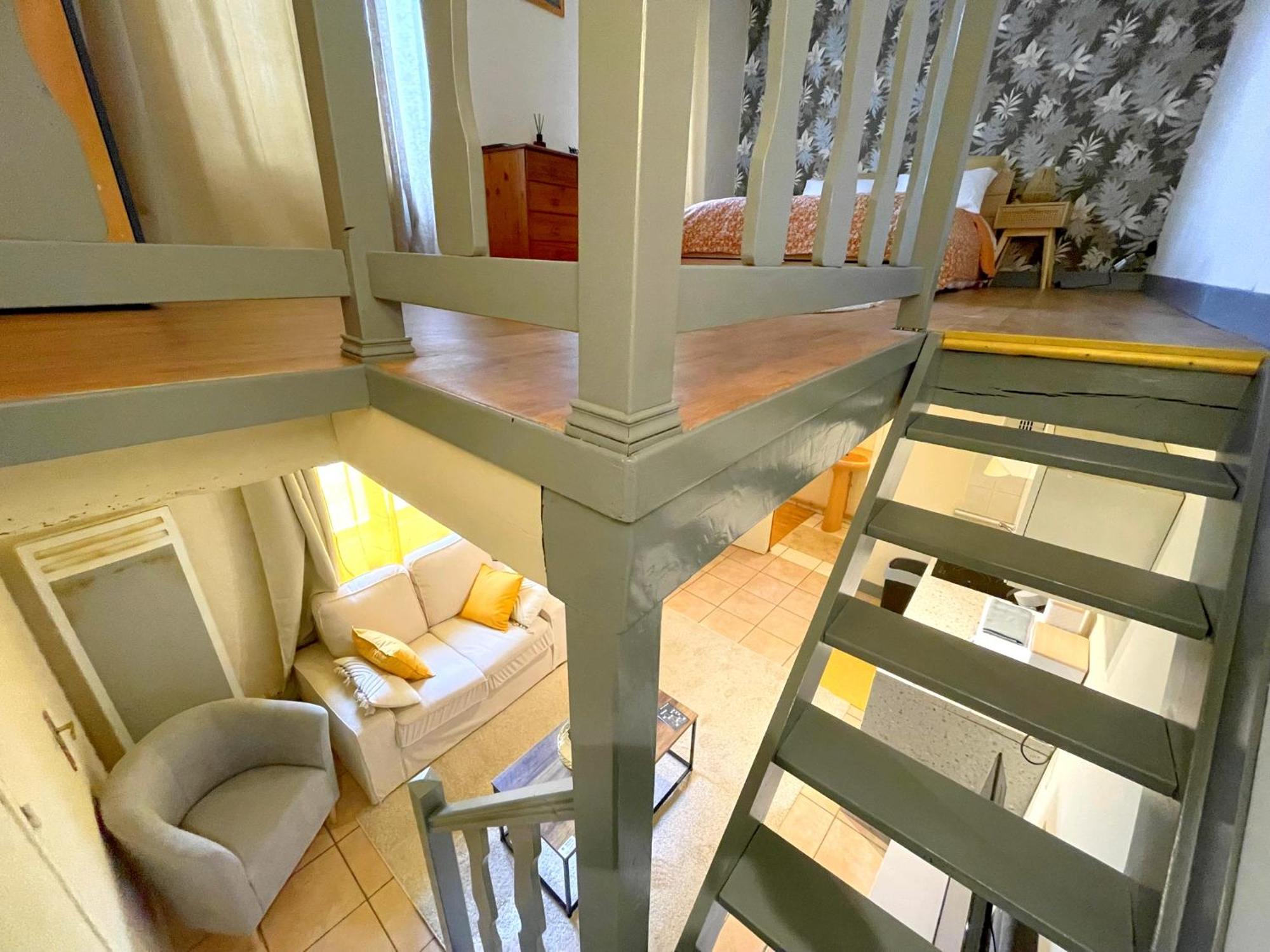 "Sainte Valiere", Appartement Calme Sur Cour Privative, Nevers Exterior foto