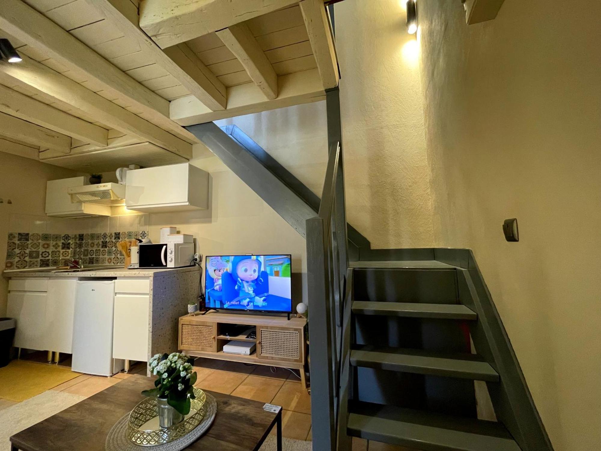 "Sainte Valiere", Appartement Calme Sur Cour Privative, Nevers Exterior foto